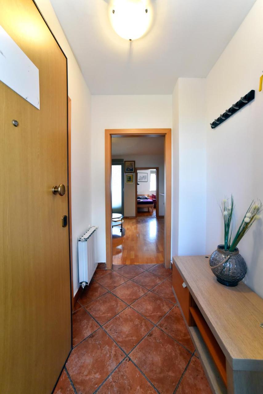 Apartment Jezero Jarun Загреб Екстериор снимка